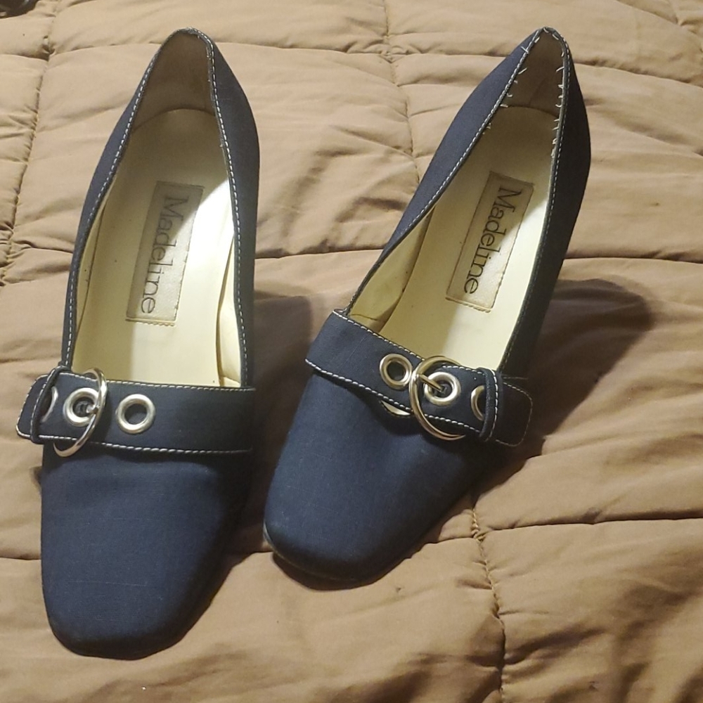 MADELINE NAVY CLOTH HEELS